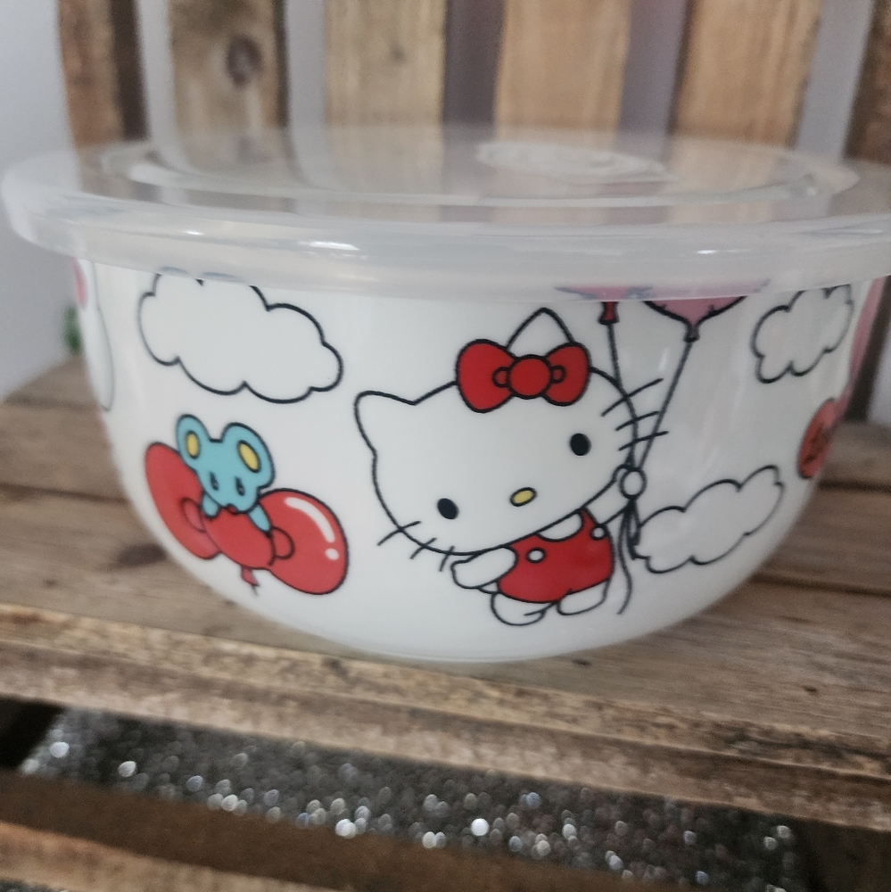 Hello Kitty Love Bowl